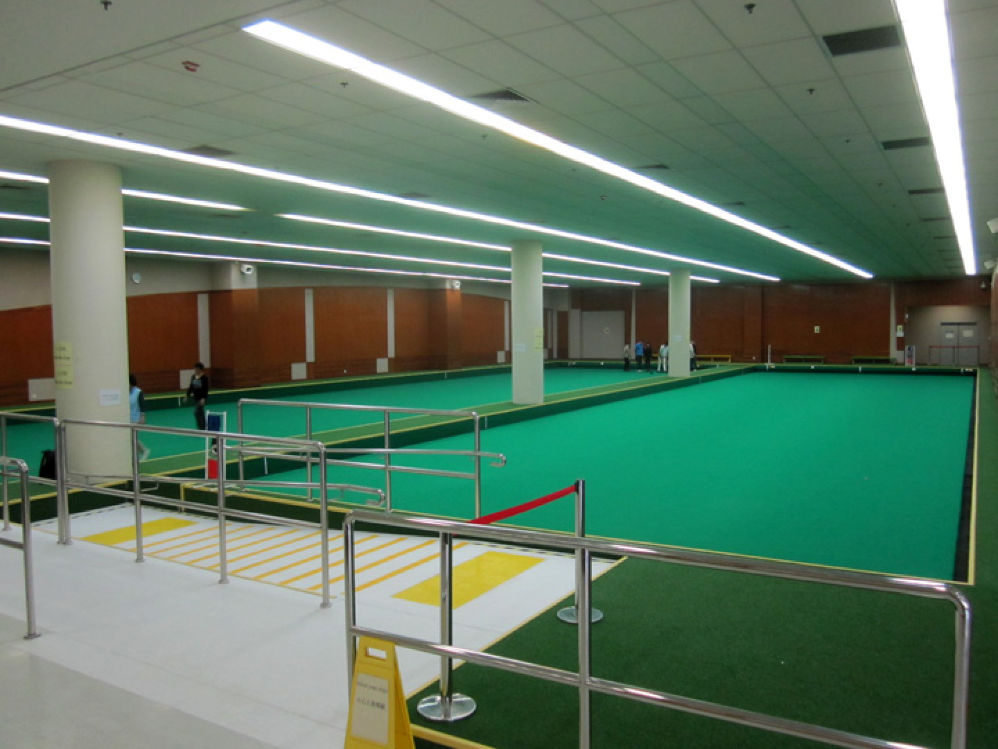 港島東體育館的室內草地滾球專用場地